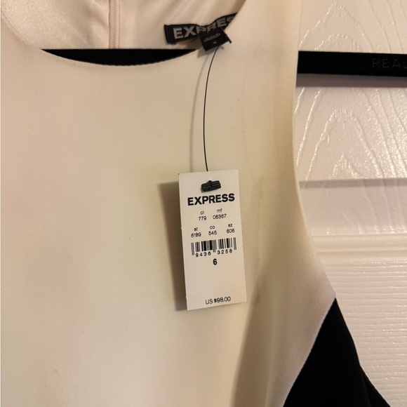 Express Colorblock Dress - Picture 2 of 4